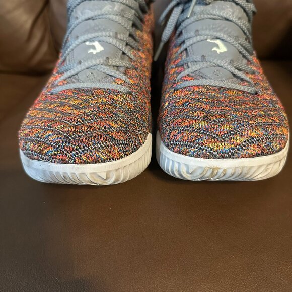 Nike LeBron XVI 16 aka Fruity Pebbles - Picture 2 of 16